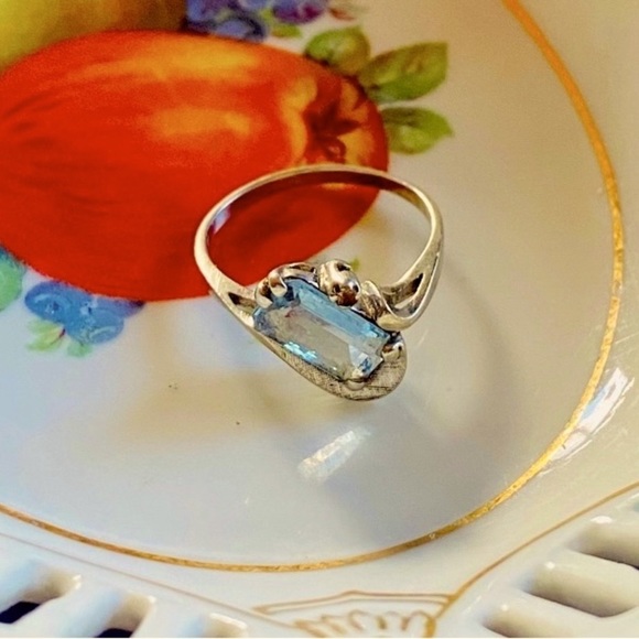 10k White Gold Antique 1900’s 1.5 carat Emerald Cut Aquamarine & Diamond Ring - Picture 15 of 15